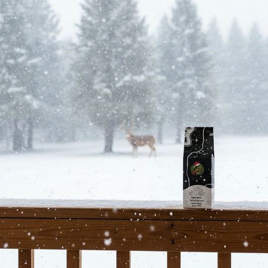 ISLAND WINTER RESERVE ( Get ready for the holiday season with this cozy, classic blend that will remind you of winter nights and colorful lights! This dark roast features rich roasted chestnuts and warm spices with a velvety mouth feel )